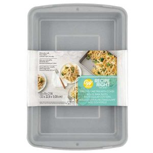 Recipe Right 9″ x 13″ Covered Cake Pan Each