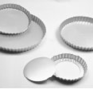 8″ Fluted Loose Bottom Pan Each