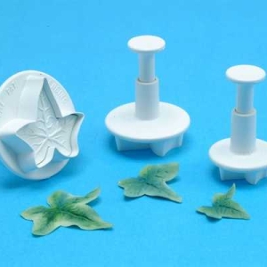 Ivy Veined Leaf Plunger 5/8″ – 1 1/8″