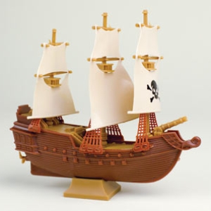 Pirate Ship 4 1/2″ Each