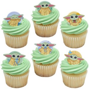 STAR WARS The Mandalorian Small But Mighty Cupcake Rings 12 count