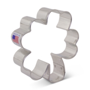 Four Leaf Clover Cutter 3 3/4″ Each
