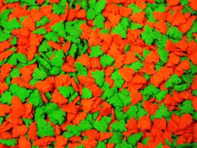 Red and Green Tree Quins 4 oz