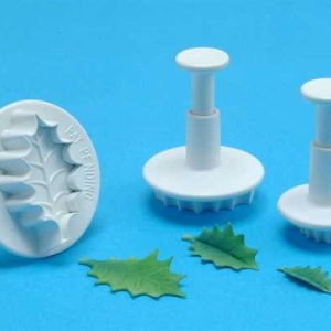 Holly Veined Leaf Plunger 7/8″ – 2″ 3 count