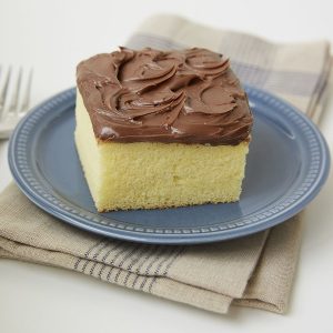Pillsbury Bakers Plus Yellow Cake Mix 3 LB