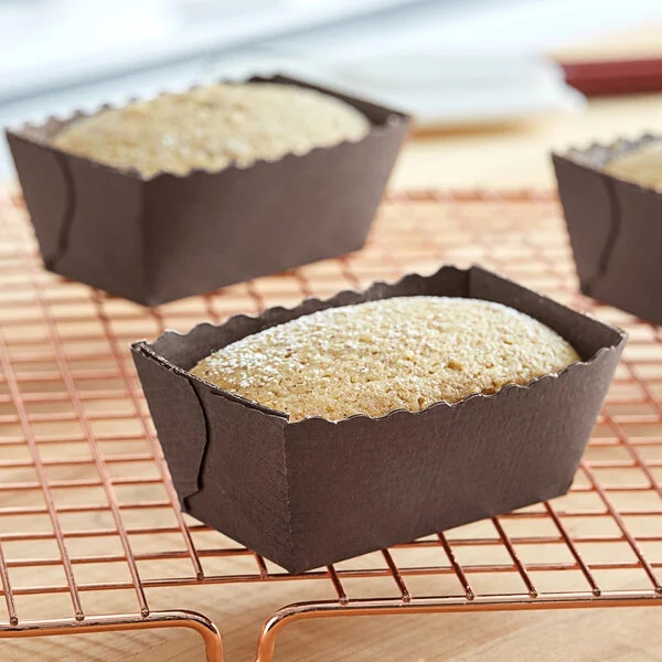 EasyBake Brown Mini Loaf Scallop Edge 3 1/8" x 1 9/16" x 1 5/8" 6 count - Image 2